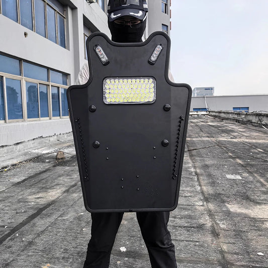 Bouclier Tactique Aluminium — Anti-Agression, Lumière Stroboscopique, Léger - BLACKBEARD OUTDOOR INDUSTRIES