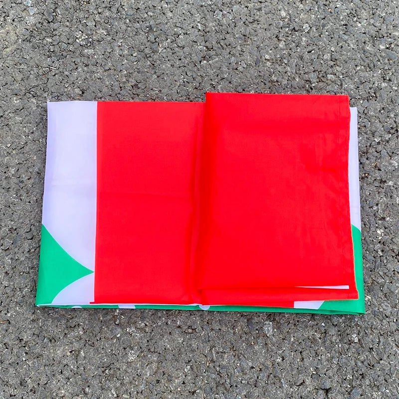 Drapeau National du Liban – 90x150 cm – Polyester – Décoration Intérieure et Extérieure BLACKBEARD OUTDOOR INDUSTRIES