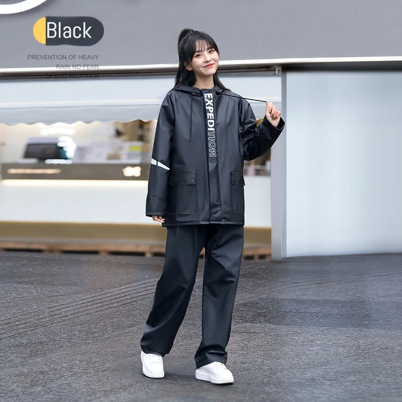 Set de Poncho de Pluie Séparé avec Pantalons - Ensemble Complet Résistant aux Tempêtes, Imperméable,  Réfléchissant BLACKBEARD OUTDOOR INDUSTRIES