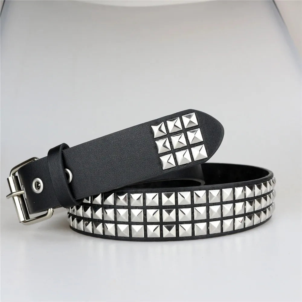 Ceinture Simili-Cuir Style Metal Pyramid 105 cm Ma boutique