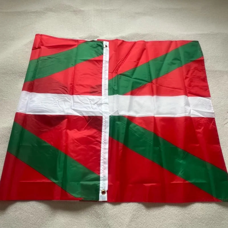 Drapeau du Pays Basque Euskal Herria 90x150 cm – Drapeau Double Face Imprimé en Polyester – Décoration de Maison – Drapeau National Espagnol (Ikurrina) BLACKBEARD OUTDOOR INDUSTRIES