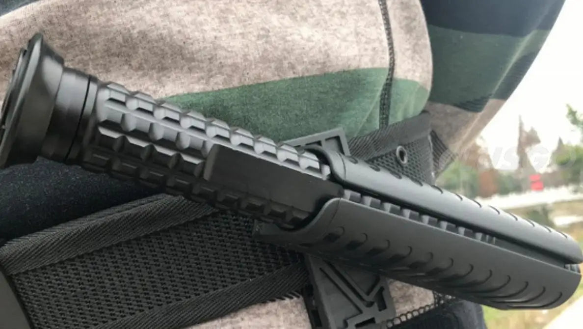 Étui Tactique pour Matraque Extensible 16-26" – Support de Matraque Rotatif à 360° Universel pour Ceinture, Accessoires de Chasse et Sécurité BLACKBEARD OUTDOOR INDUSTRIES