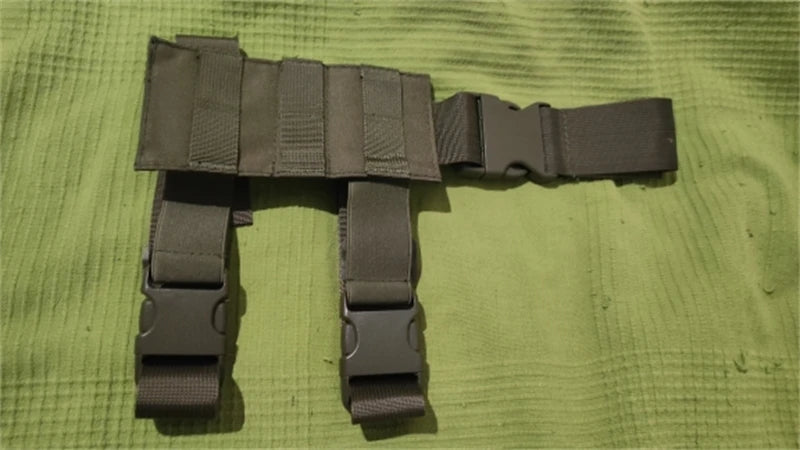 Holster de Cuisse MOLLE Universel – Plateforme de Support Tactique pour Pistolet, Réglable, Idéal pour Chasse, Paintball et Activités de Terrain BLACKBEARD OUTDOOR INDUSTRIES