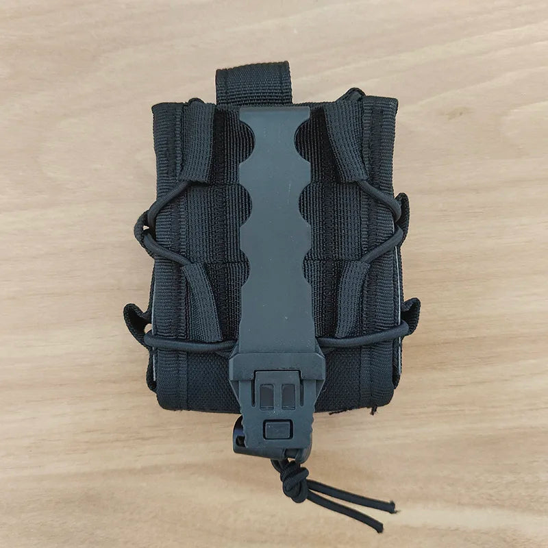 Pochette Tactique pour Menottes Ouvertes avec Clip et Sangle – Étui de Ceinture pour Menottes Asp, Menottes à Charnière, Menottes à Chaîne et Menottes Rigides Pliantes - BLACKBEARD OUTDOOR INDUSTRIES