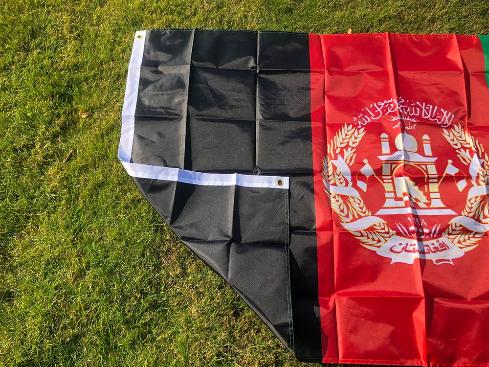 Drapeau de l'Afghanistan – 90x150 cm – Drapeau National de la République Islamique d'Afghanistan en Polyester – Décoration Intérieure et Extérieure BLACKBEARD OUTDOOR INDUSTRIES