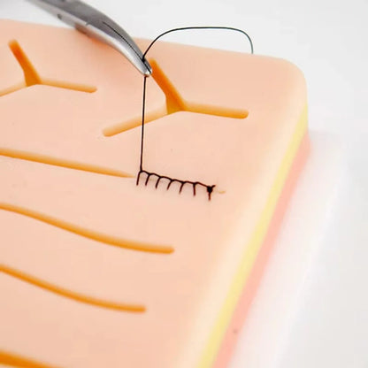 Pad de Suture en Silicone – Kit d'Entraînement Médical Étudiants & Chirurgiens – Simulation Peau Humaine