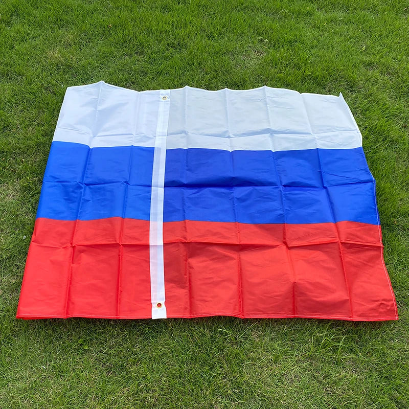 Drapeau National de la Russie – 90x150 cm – Polyester – Décoration et Festival BLACKBEARD OUTDOOR INDUSTRIES