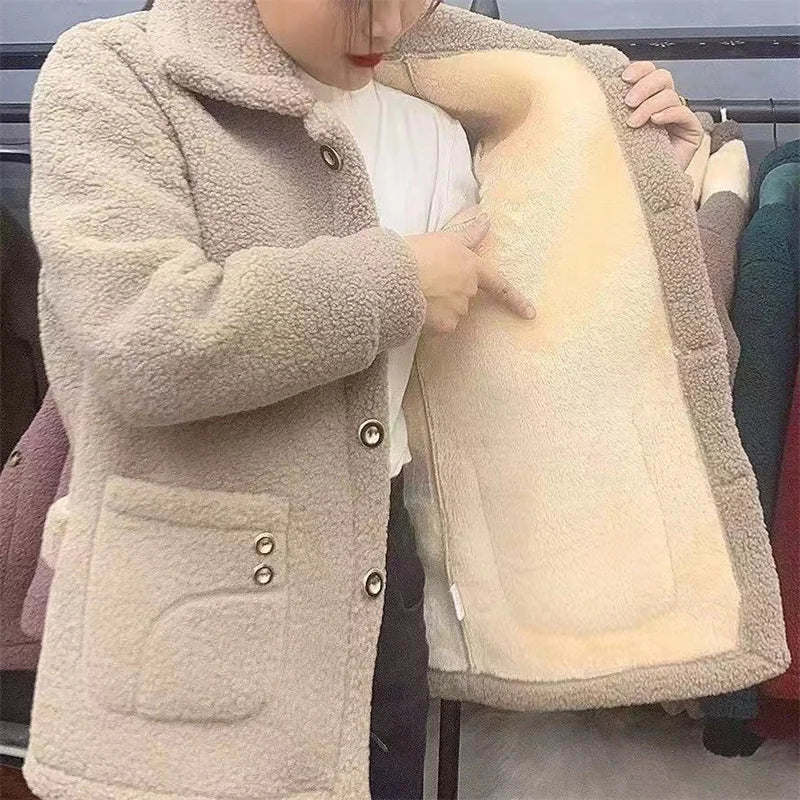 Manteau Femme Hiver Fausse Fourrure Agneau – Bouton Simple Col Rabattu Poches Chaud