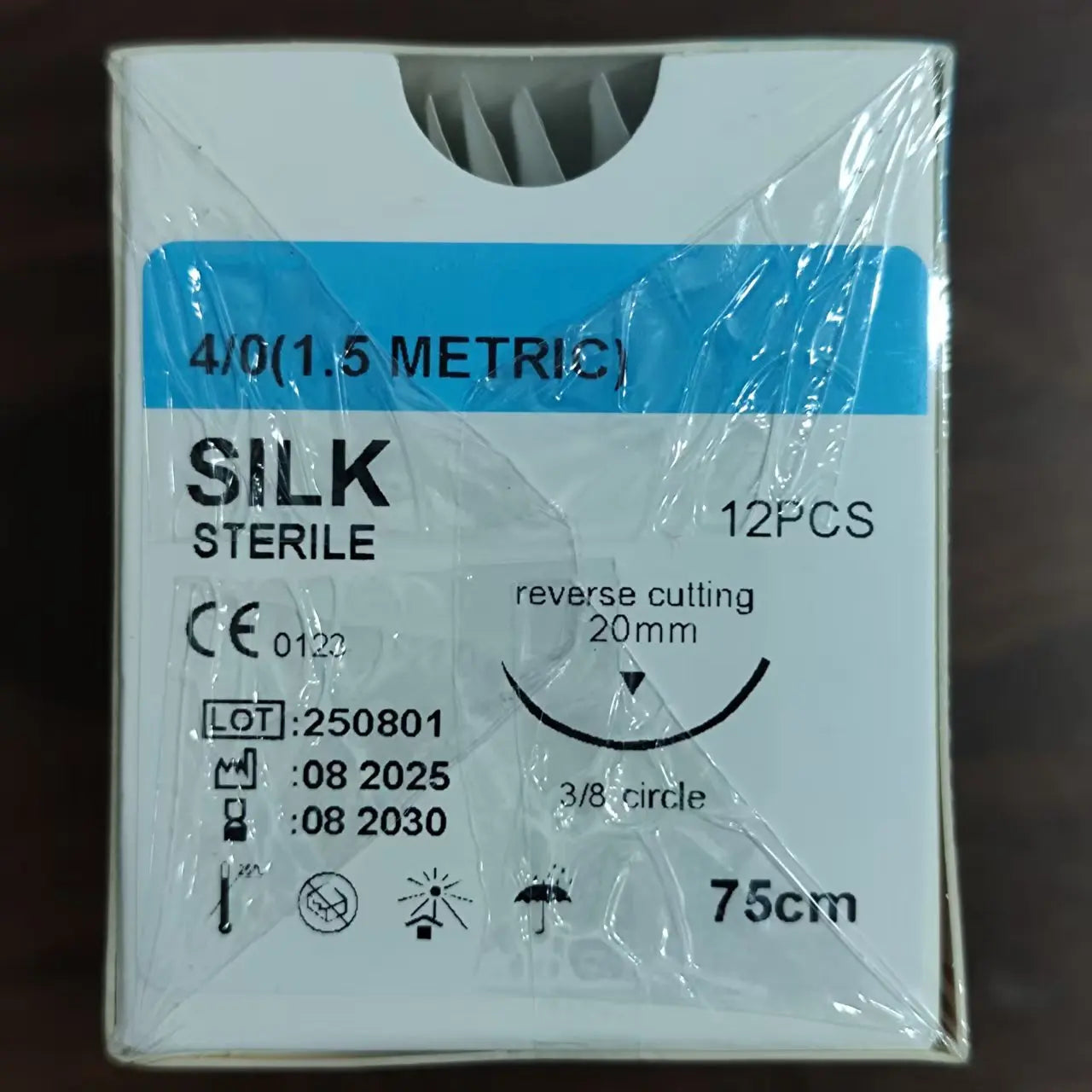 Fil de Suture Vétérinaire Stérile – Absorbable & Non Absorbable – Chats & Chiens – Vicryl, Catgut, Nylon, Soie 0 à 6-0