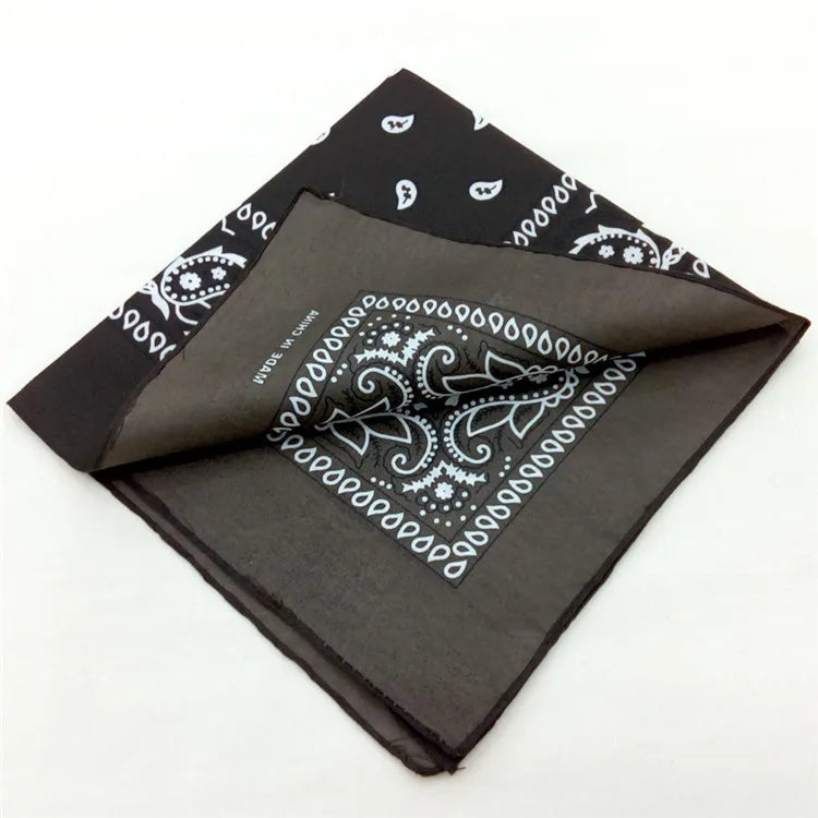 Bandana Carré Hip Hop en Coton – 54x54 cm, Imprimé Paisley - BLACKBEARD OUTDOOR INDUSTRIES
