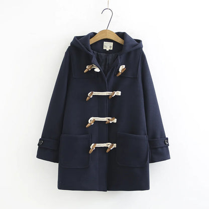 Manteau à capuche femme – Coupe ample et fermeture à boutons