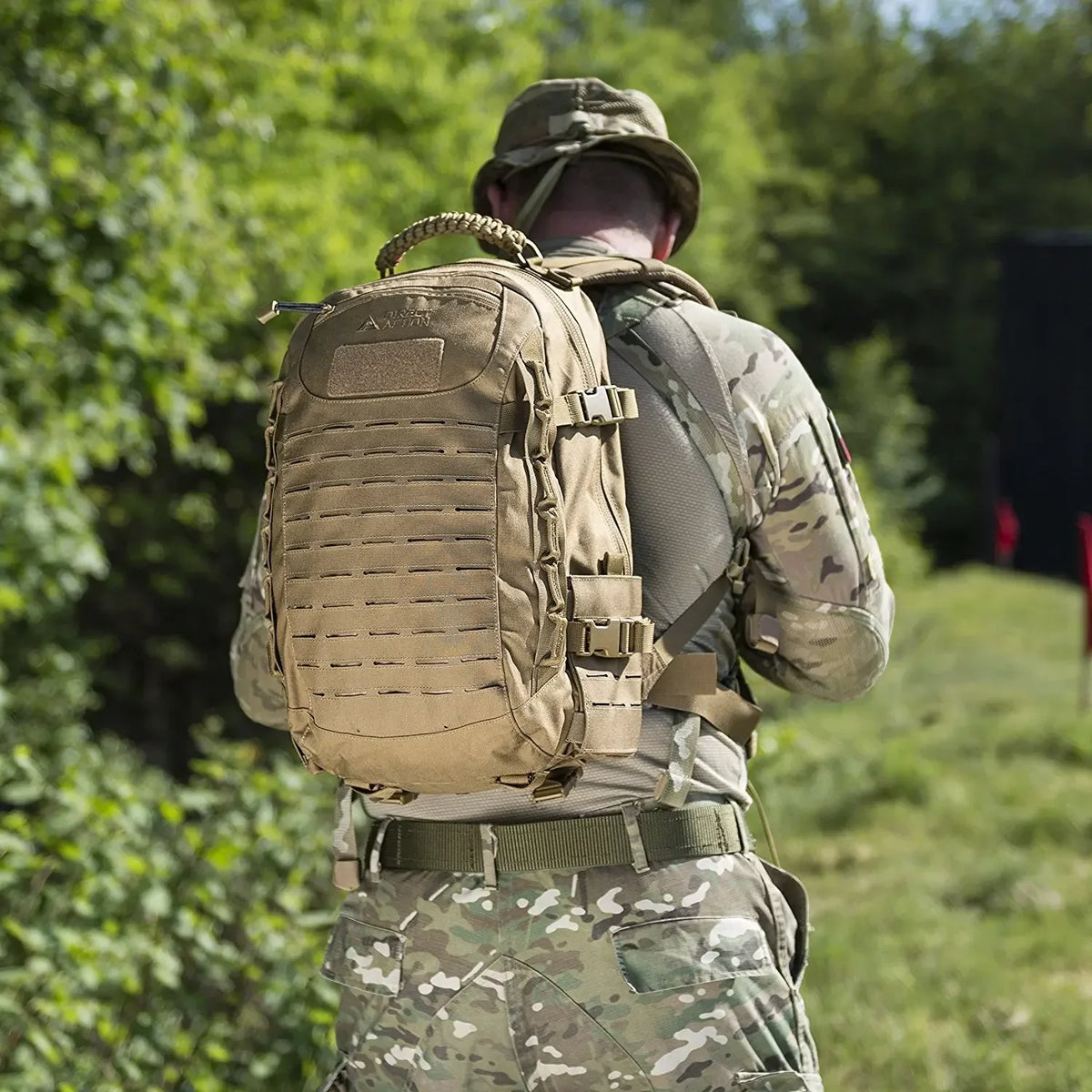 Sac à Dos Tactique YIDONG 25L MOLLE Oxford 600D – Imperméable, Laptop & Hydratation | Randonnée, Camping | 11 Coloris