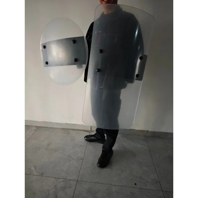 Bouclier Anti-Émeute Transparent PC — Rond / Carré | Usage Police & Sécurité - BLACKBEARD OUTDOOR INDUSTRIES