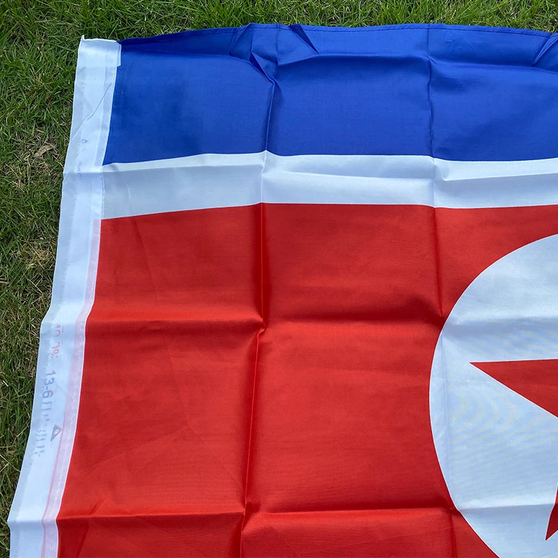 Drapeau de la République Populaire Démocratique de Corée (Corée du Nord) - 90x150 cm BLACKBEARD OUTDOOR INDUSTRIES