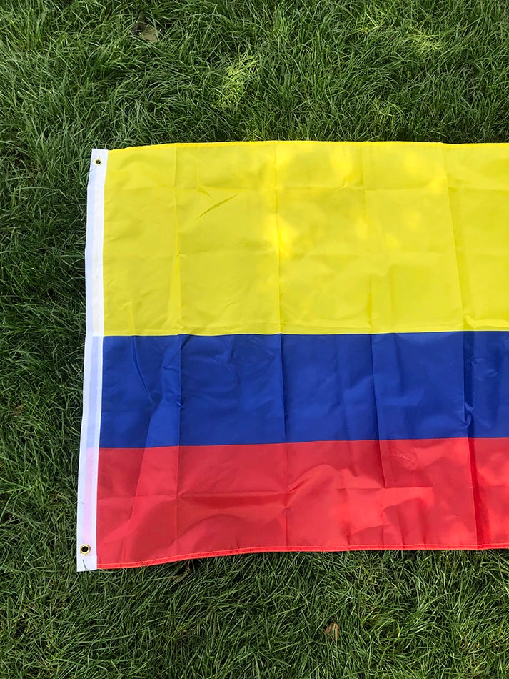 Drapeau de la Colombie 90x150 cm – Bannière en Polyester pour Décoration (Intérieur et Extérieur) BLACKBEARD OUTDOOR INDUSTRIES