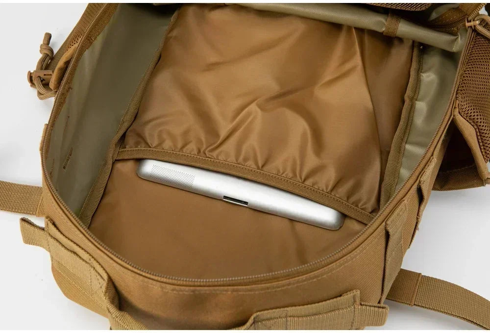 Sac à Dos Tactique Outdoor 25L/45L – Laser Cut MOLLE, Rucksack Polyvalent pour Homme et Femme - BLACKBEARD OUTDOOR INDUSTRIES