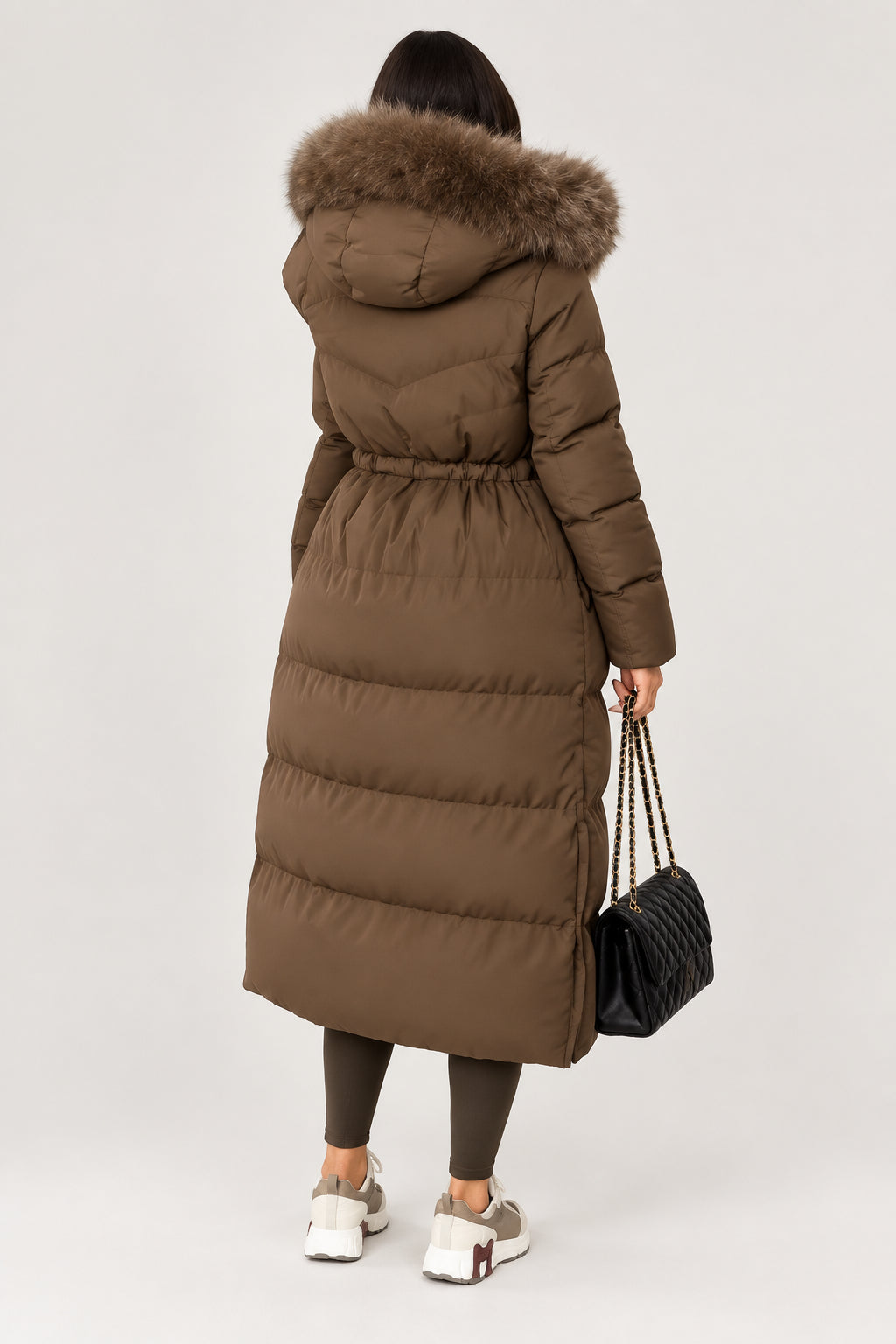 Manteau d’hiver femme à capuche et taille ajustable