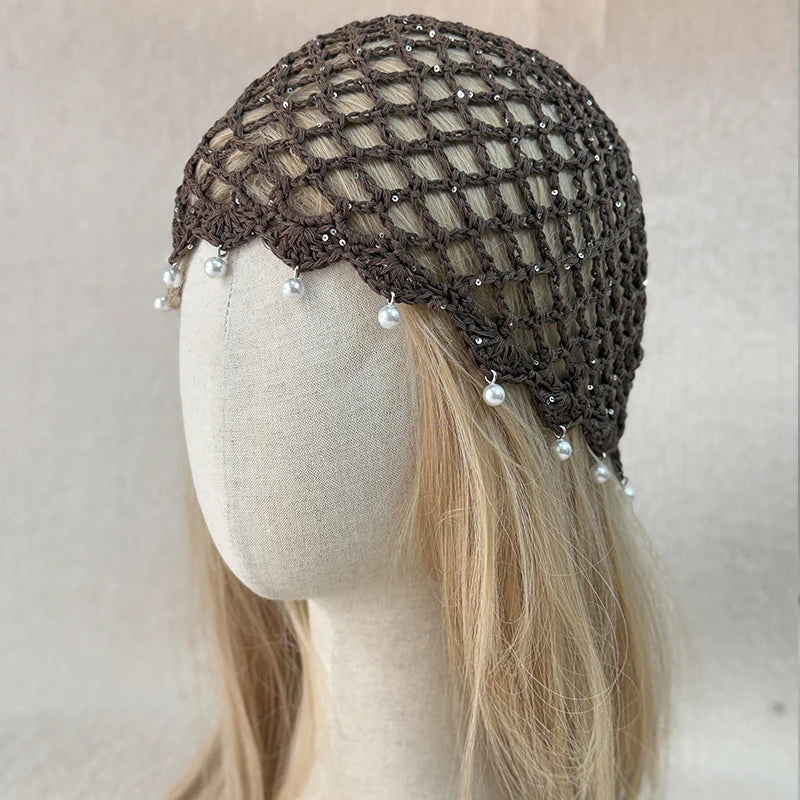 Bonnet filet au crochet femme avec perles décoratives