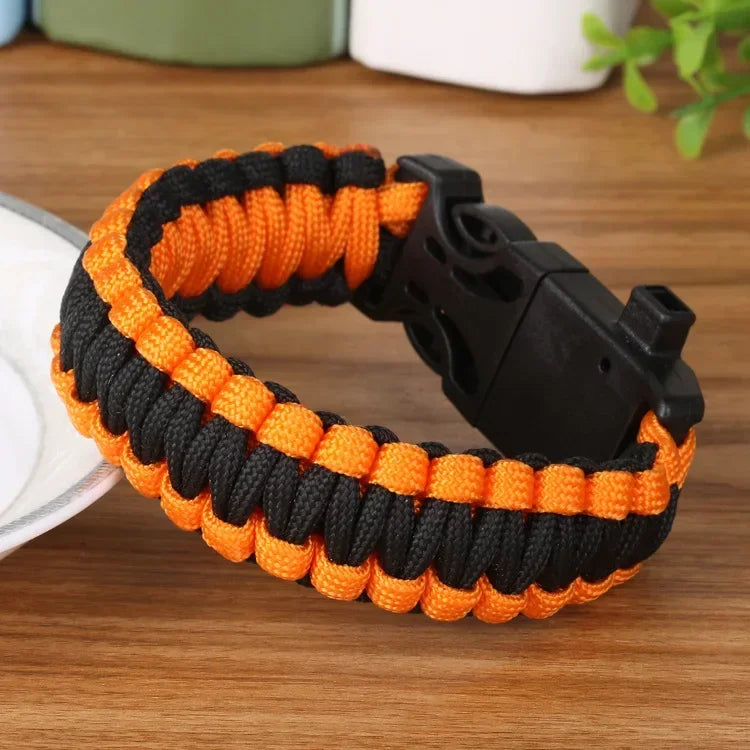 Bracelet de Survie Paracorde 3 en 1 pour Hommes et Femmes – Boussole, Sifflet, Couteau – Accessoire Multi-fonction pour Camping, Randonnée et Urgences - BLACKBEARD OUTDOOR INDUSTRIES