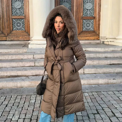 Manteau d’hiver femme à capuche et taille ajustable