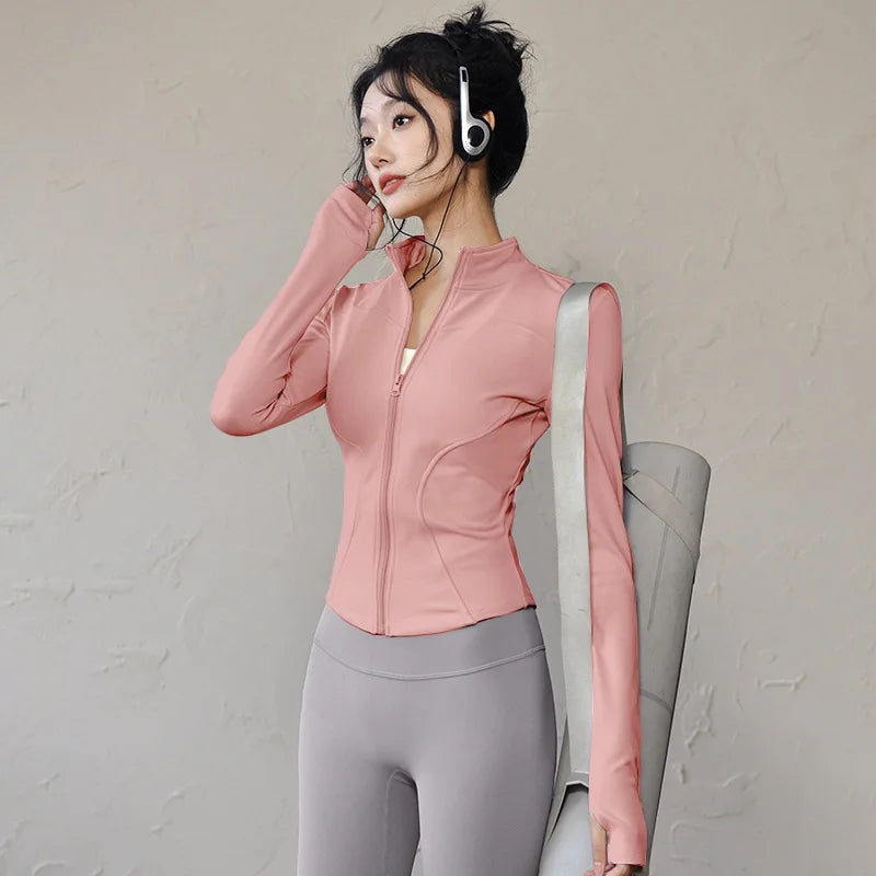 Veste de sport femme légère zippée avec passe-pouces