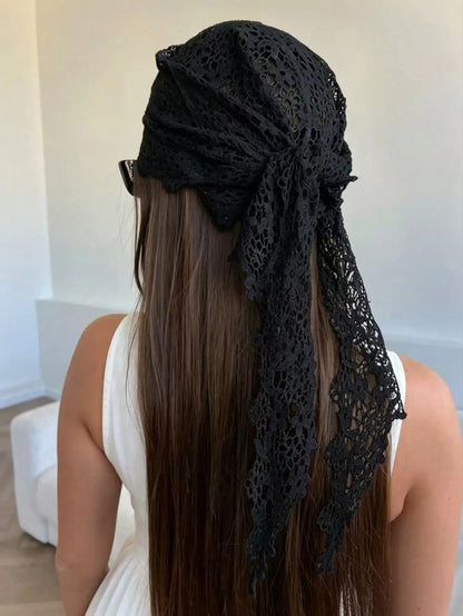 Foulard de tête femme en dentelle fleurie