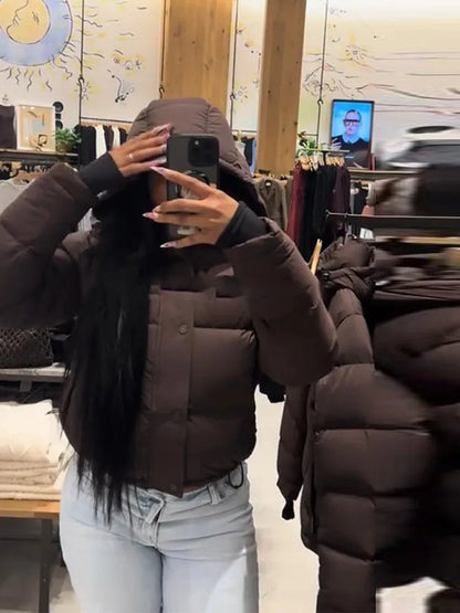 Doudoune courte femme vert olive brillante à capuche