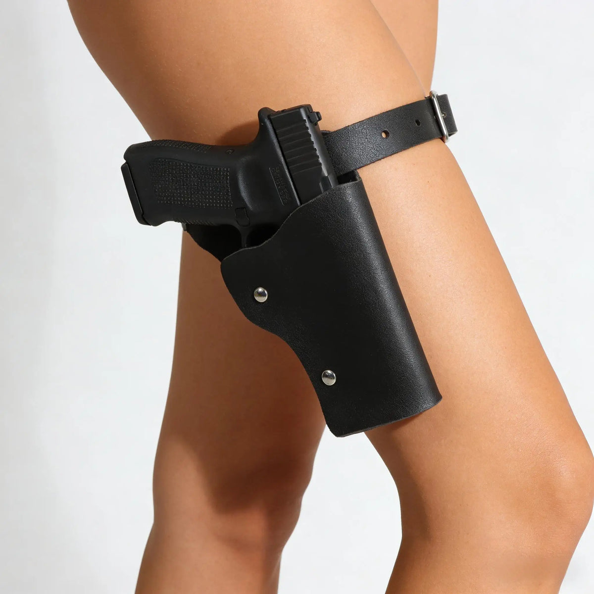 Holster de cuisse noir réglable en simili cuir