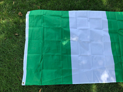 Drapeau National du Nigéria – 90x150 cm – Drapeau Vert et Blanc – Décoration Intérieure/Extérieure BLACKBEARD OUTDOOR INDUSTRIES