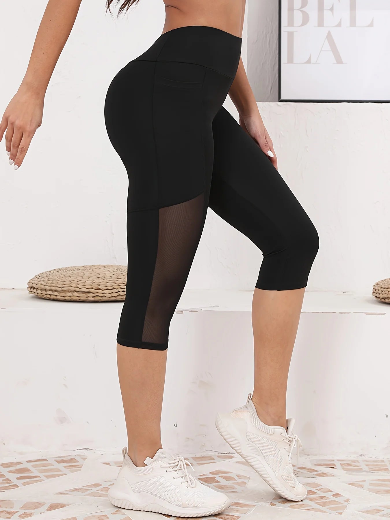 Legging de Sport Femme 3/4 Taille Haute – Poches et Empiècements en Tulle Respirant – Effet Ventre Plat - BLACKBEARD OUTDOOR INDUSTRIES