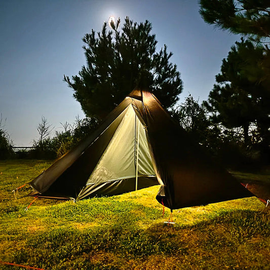 Tente Chauffante Pyramidale 1 Personne avec Fenêtre Cheminée — Double Paroi, Ultralégère, Bushcraft