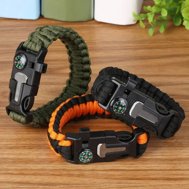 Bracelet de Survie Paracorde 3 en 1 pour Hommes et Femmes – Boussole, Sifflet, Couteau – Accessoire Multi-fonction pour Camping, Randonnée et Urgences - BLACKBEARD OUTDOOR INDUSTRIES