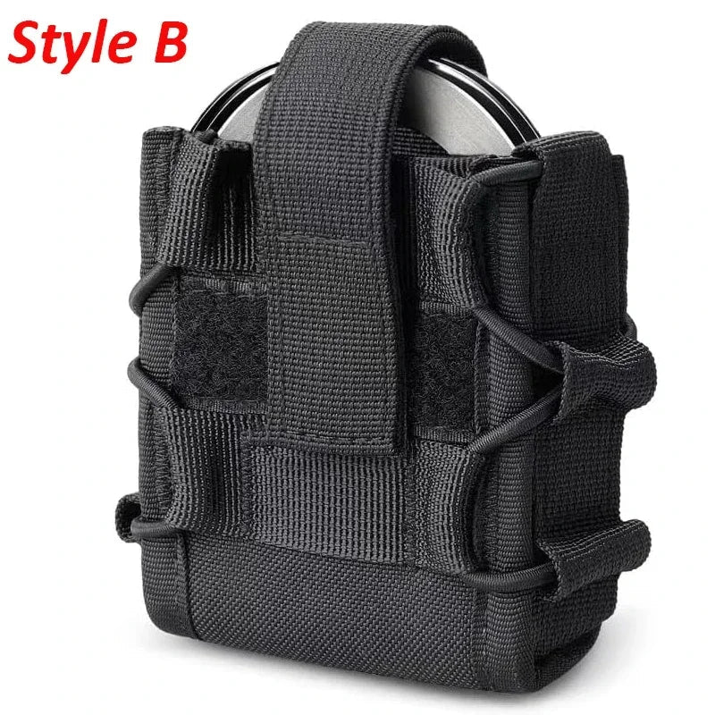 Holder Tactique pour Menottes - Poche MOLLE Universelle pour Menottes Standard avec Système de Libération Rapide BLACKBEARD OUTDOOR INDUSTRIES