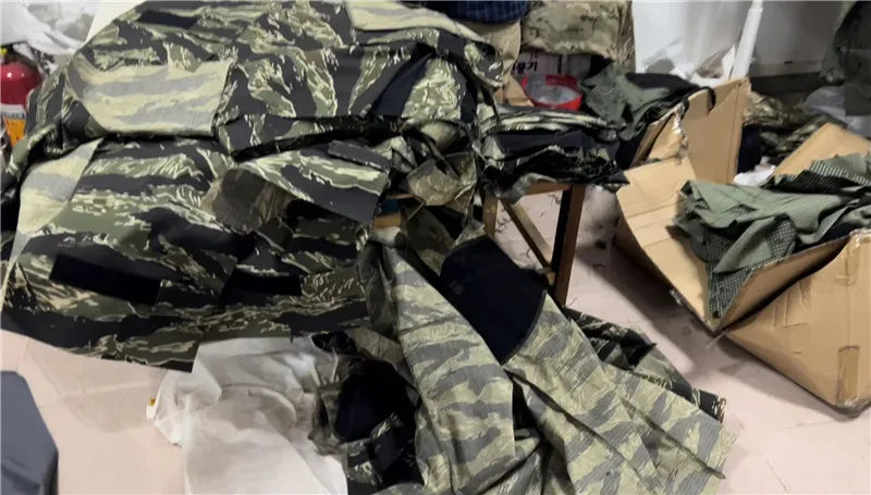 Ensemble Tactique Tom Jungle Tiger GEN3 - Vêtements de Combat Outdoor Résistants aux Déchirures, Pantalons G3 + Veste GEN3, Durable et Confortable BLACKBEARD OUTDOOR INDUSTRIES