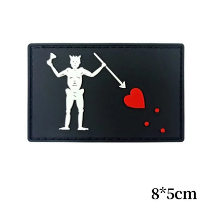 Patch Drapeau Pirate Barbe Noire IR Réfléchissant – Tactique Militaire Hook & Loop, 11 Modèles - BLACKBEARD OUTDOOR INDUSTRIES