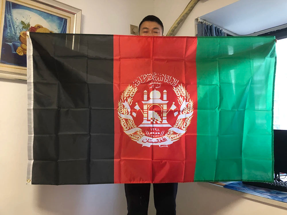 Drapeau de l'Afghanistan – 90x150 cm – Drapeau National de la République Islamique d'Afghanistan en Polyester – Décoration Intérieure et Extérieure BLACKBEARD OUTDOOR INDUSTRIES
