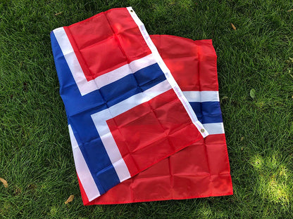 Drapeau de la Norvège – 90x150 cm – Drapeau National Norvégien en Polyester – Décoration Intérieure et Extérieure BLACKBEARD OUTDOOR INDUSTRIES