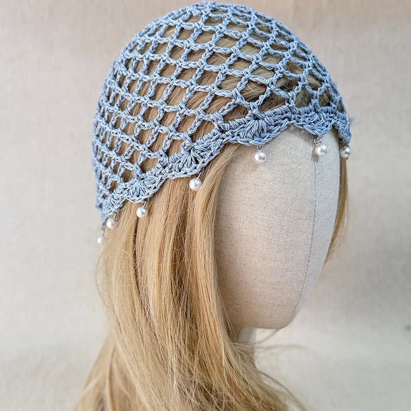 Bonnet filet au crochet femme avec perles décoratives