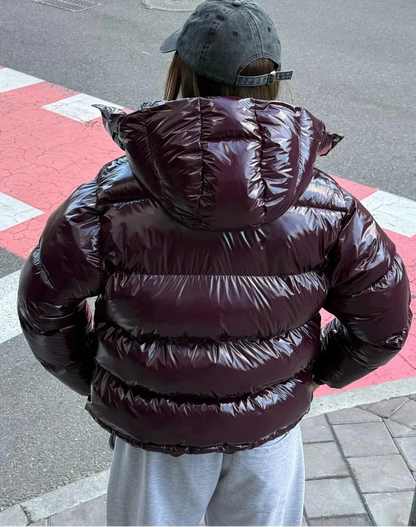 Doudoune brillante femme à capuche – Coupe courte matelassée