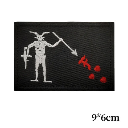 Patch Drapeau Pirate Barbe Noire IR Réfléchissant – Tactique Militaire Hook & Loop, 11 Modèles - BLACKBEARD OUTDOOR INDUSTRIES