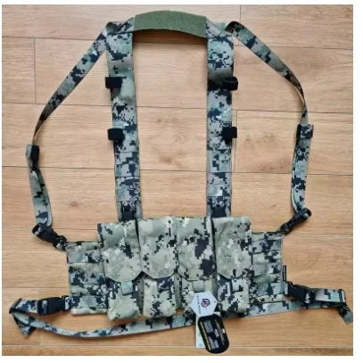 Chest rig léger quadruple porte-chargeurs