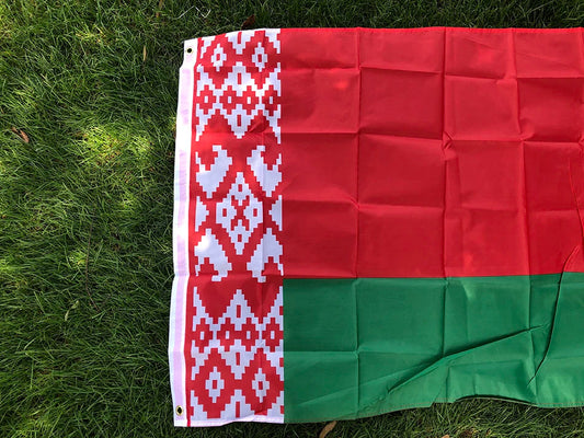 Drapeau National du Bélarus - 90x150 cm - Polyester de Haute Qualité pour Décoration et Activités BLACKBEARD OUTDOOR INDUSTRIES