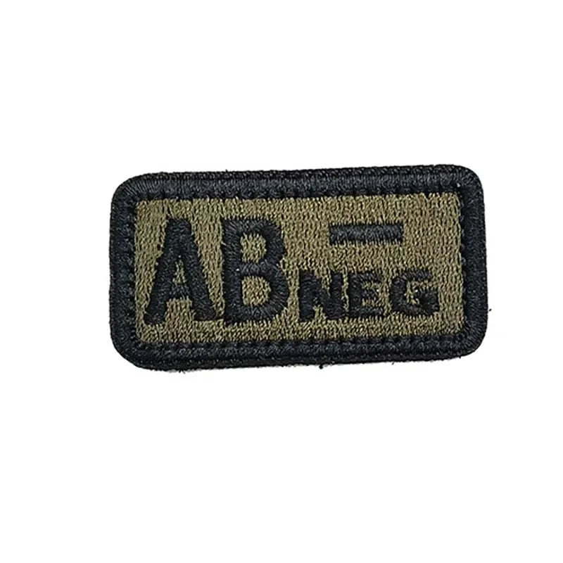 Écusson Groupe Sanguin 2,5 × 5 cm – Patch Tactique Brodé avec Velcro A/B/AB/O Pos-Neg - BLACKBEARD OUTDOOR INDUSTRIES