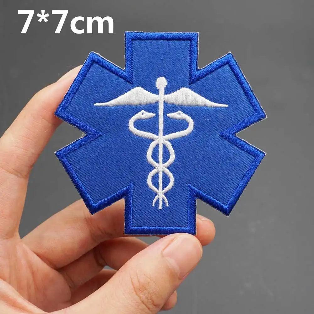 Patch Médical Tactique Brodé - BLACKBEARD OUTDOOR INDUSTRIES