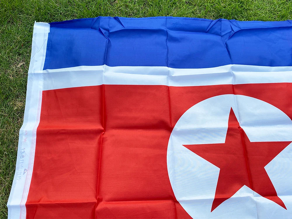 Drapeau de la République Populaire Démocratique de Corée (Corée du Nord) - 90x150 cm BLACKBEARD OUTDOOR INDUSTRIES