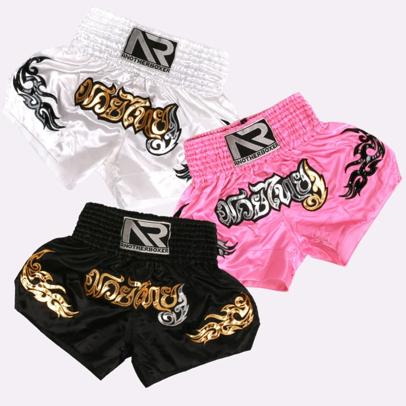 Short Muay Thai Brodé – MMA Kickboxing – Satin Polyester – Homme Femme Enfant - BLACKBEARD OUTDOOR INDUSTRIES