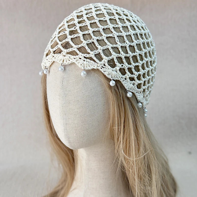 Bonnet filet au crochet femme avec perles décoratives