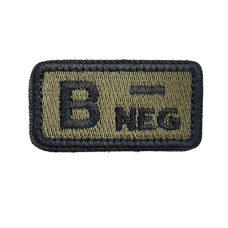 Écusson Groupe Sanguin 2,5 × 5 cm – Patch Tactique Brodé avec Velcro A/B/AB/O Pos-Neg - BLACKBEARD OUTDOOR INDUSTRIES