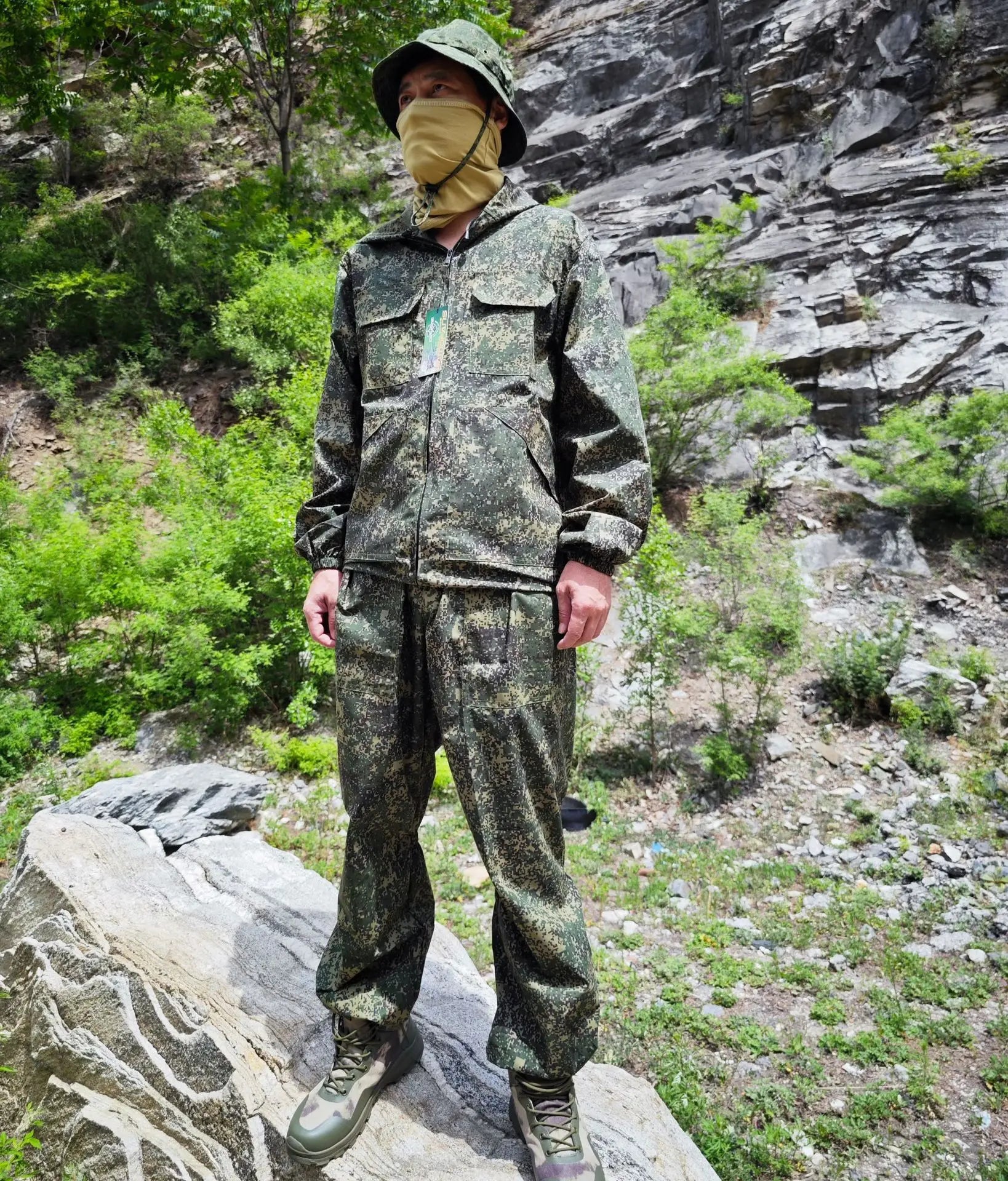 Tenue camouflage russe Little Green Man tactique - BLACKBEARD OUTDOOR INDUSTRIES