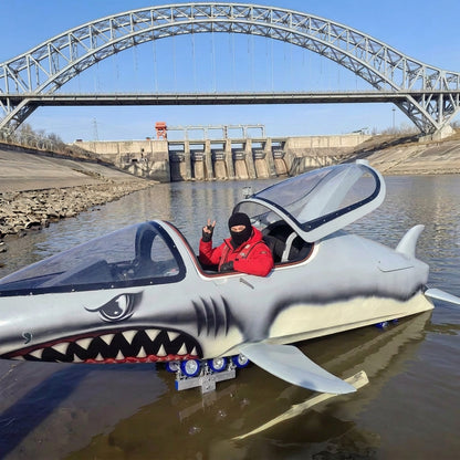 Bateau rapide en fibre de verre au design militaire